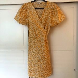 Madewell wrap short sleeve dress size XL yellow